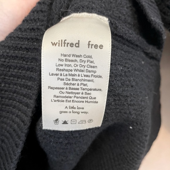 WILFRED FREE | Aritzia Isabelli 100% Merino Wool Sweater in Black | Size XS - Picture 9 of 10